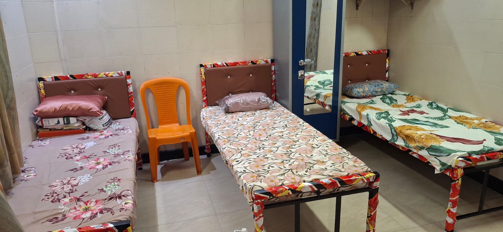 PG Room 2